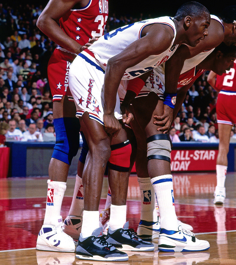 michael jordan wearing jordan 3 black cement