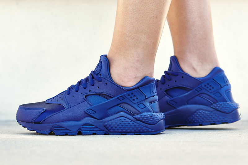 Nike Air Huarache "Loyal Blue" On-Foot Look