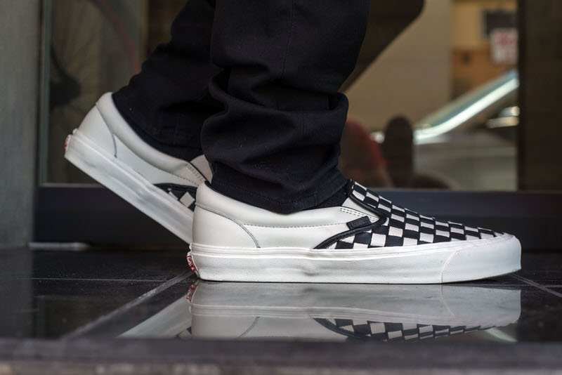 On-Foot Look // Vans Slip-On LX White/Black | Nice Kicks