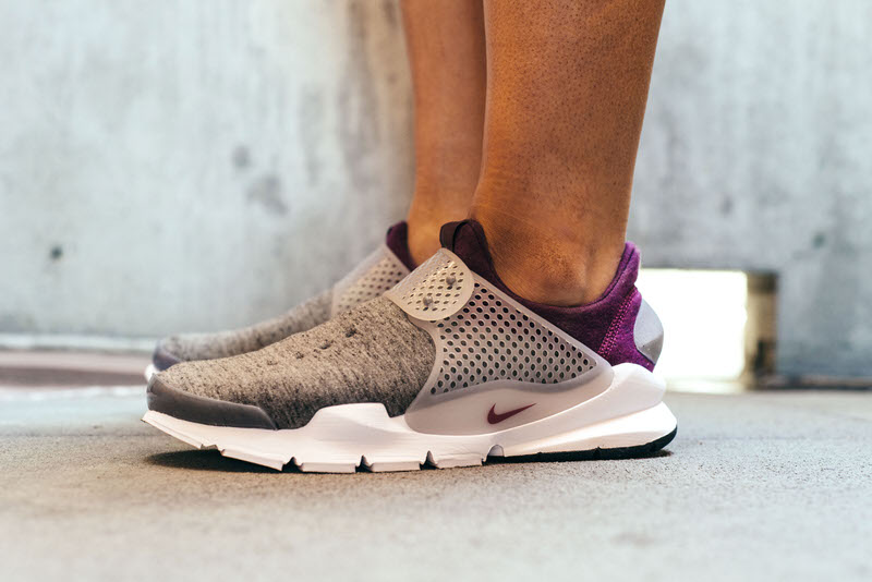 NikeLab Sock Dart Fleece Grey Heather/Mulberry On-Foot Look