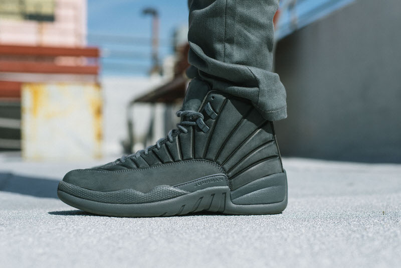 jordan 12 on foot