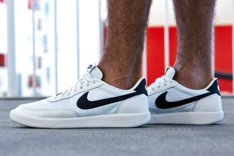 nike killshot on feet