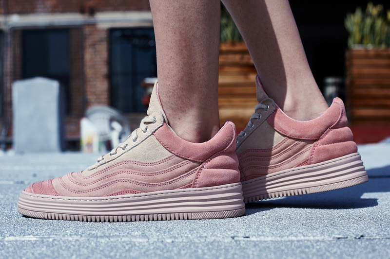 Filling Pieces Mountain Cut Wavy "Nude" On-Foot Look
