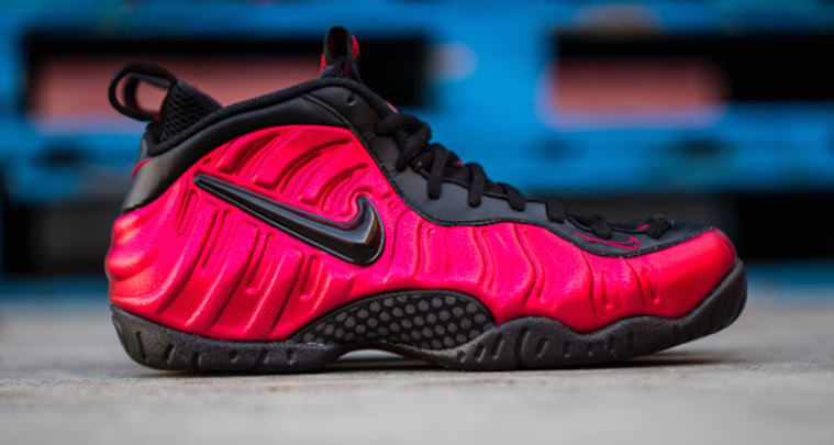 Nike Air Foamposite One University Red