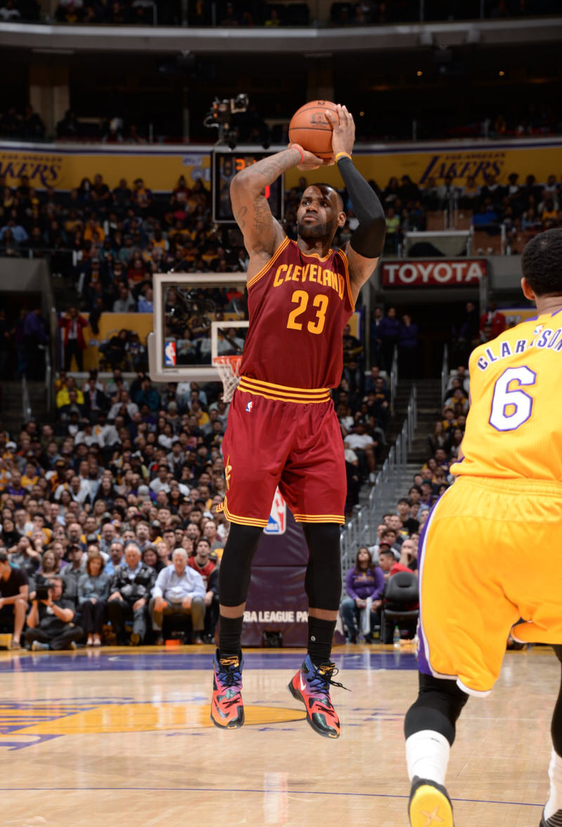 LeBron James shooting in the Nike LeBron 13 "Doernbecher"