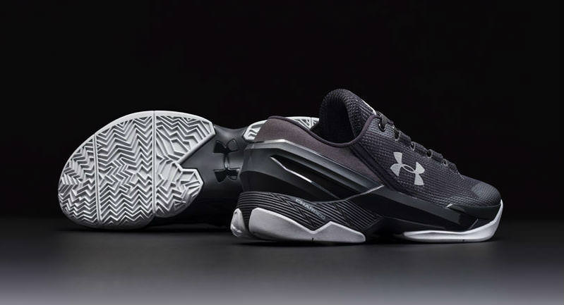Under Armour Curry Two Low Essential