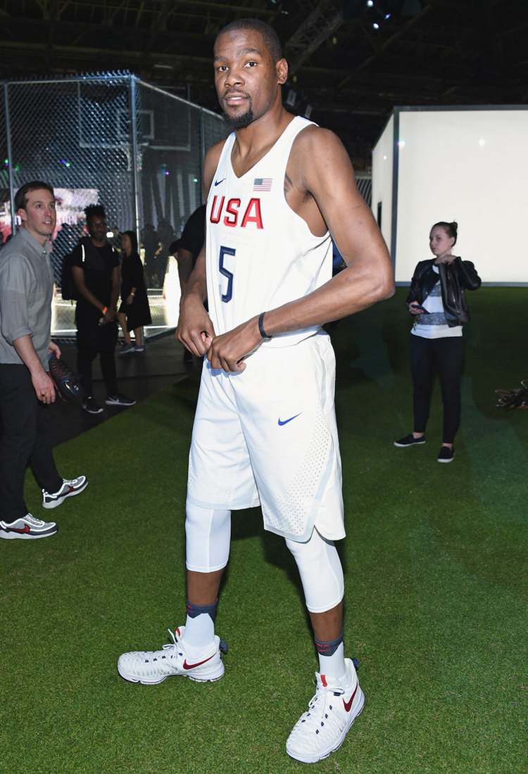 Kevin Durant in the Nike Air Zoom KD 9 "USA"