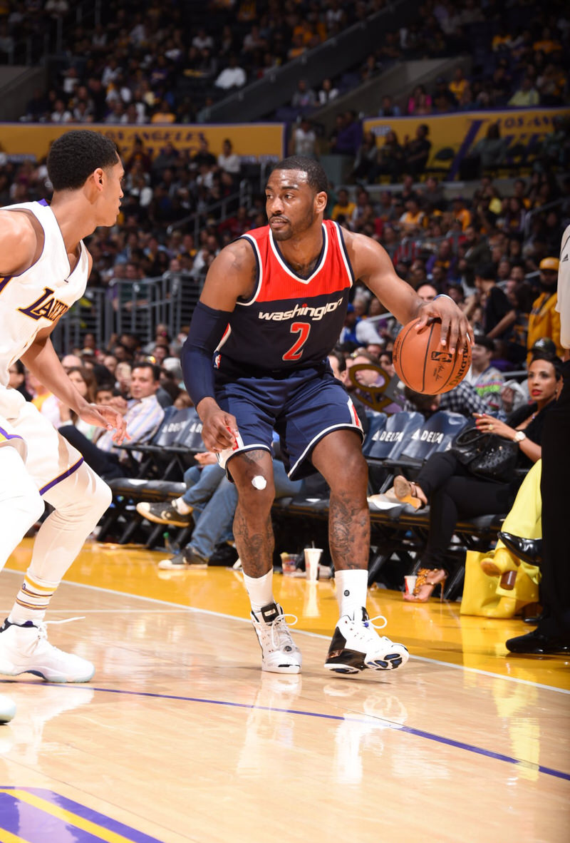 John Wall probing the defense in the "Copper" Air Jordan 17+