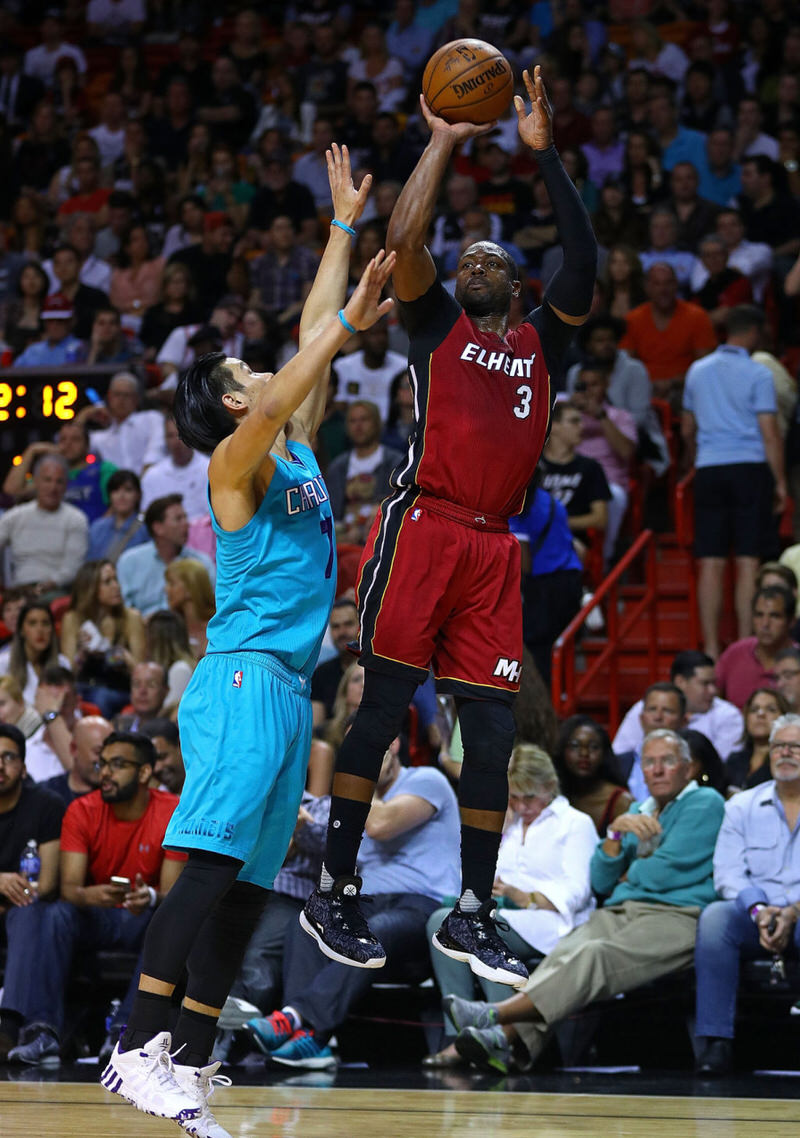 Jeremy Lin and Dwyane Wade in the adidas CrazyQuick 3 Low and the Li-Ning Way of Wade 4, respectively