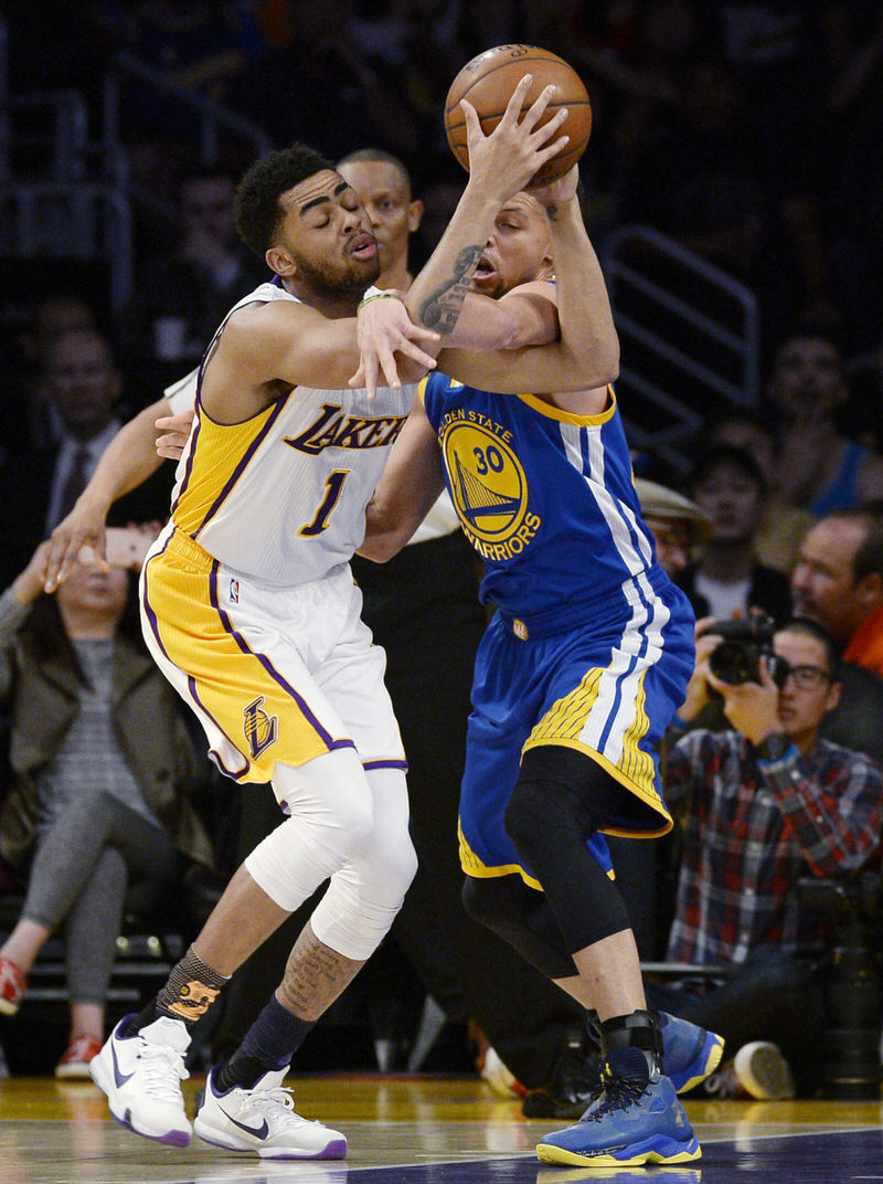 D'Angelo Russell and Stephen Curry in the Nike Kobe X and the Under Armour Curry 2.5, respectively
