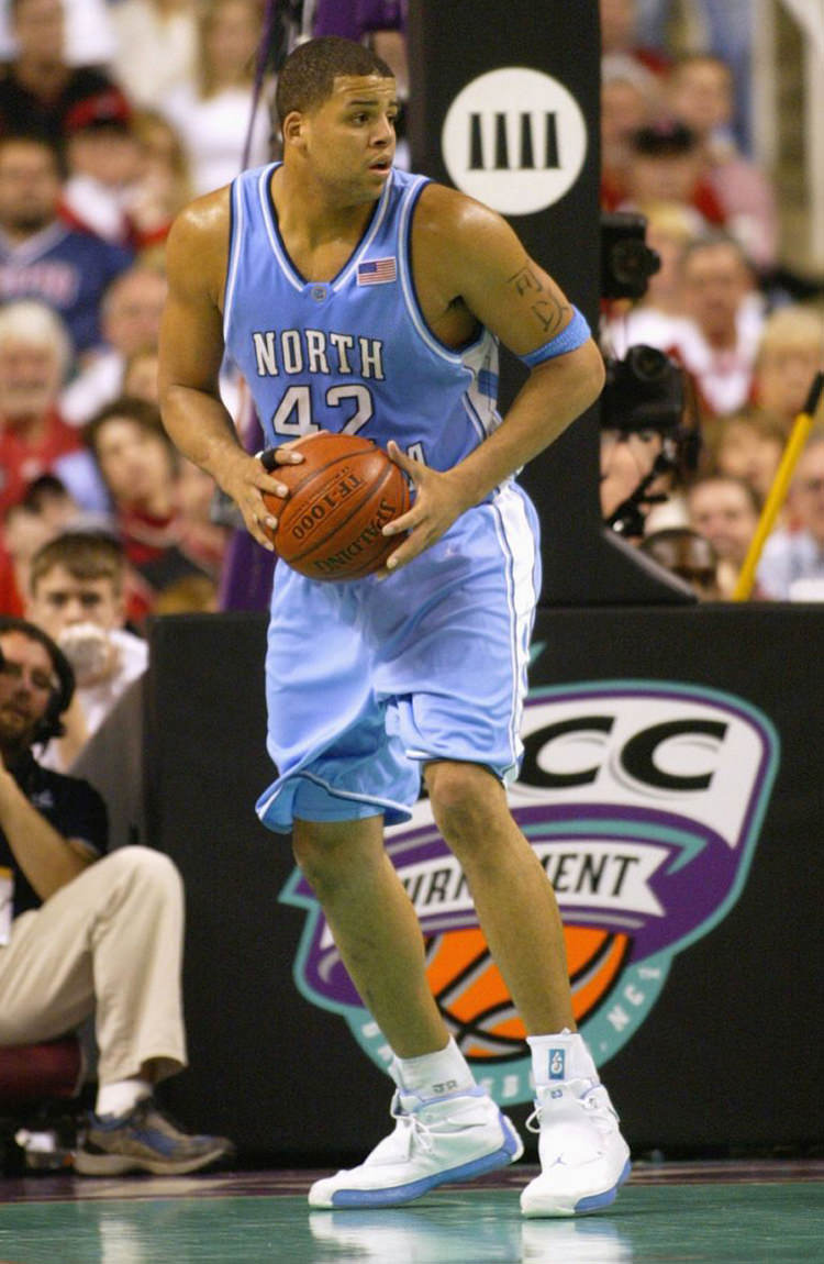 Sean May in his Air Jordan 18 PE
