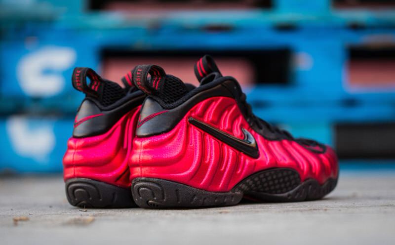 Nike Air Foamposite Pro University Red