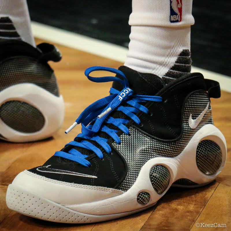 Markel Brown's Nike Zoom Flight 95 with Blue Knots