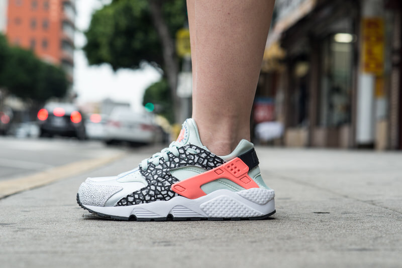 Nike Air Huarache Premium "Pure Platinum" On-Foot Look