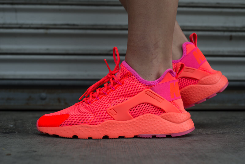 Indirect vertegenwoordiger Dinkarville On-Foot Look // Nike Air Huarache Ultra "Total Crimson" | Nice Kicks