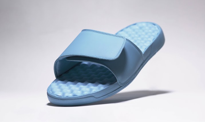 iSlide Launches "G.O.A.T. Blue" Slides