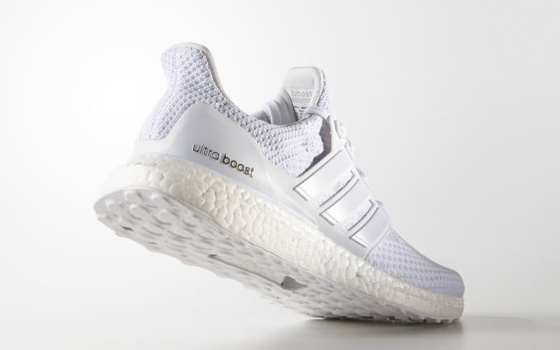 Efterligning afskaffe komponist adidas Ultra Boost "Triple White" Returns to Retailers | Nice Kicks