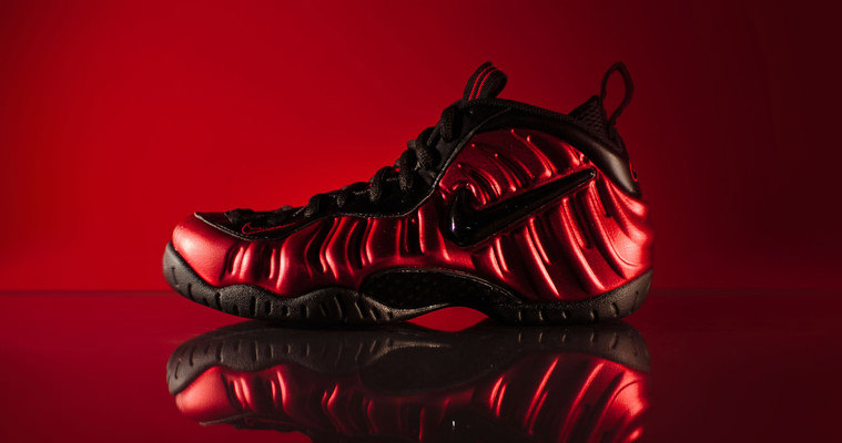 Nike Air Foamposite Pro University Red