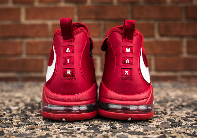 Nike Big Swoosh Gym Red