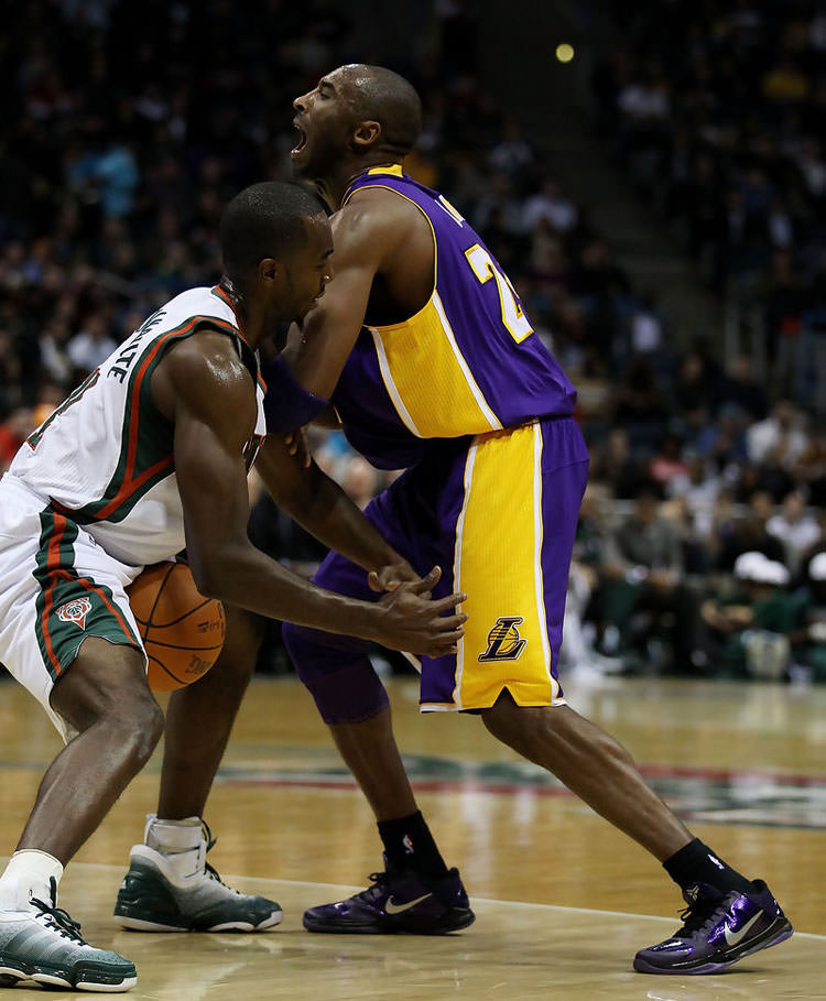 kobe 5 on feet