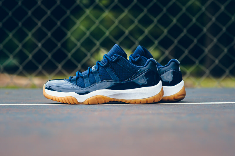 Air Jordan 11 Low Navy Gum