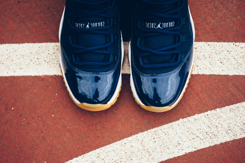 Air Jordan 11 Low Navy Gum