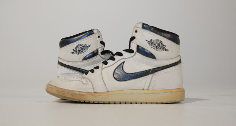 jordan 1 metallic navy 1985