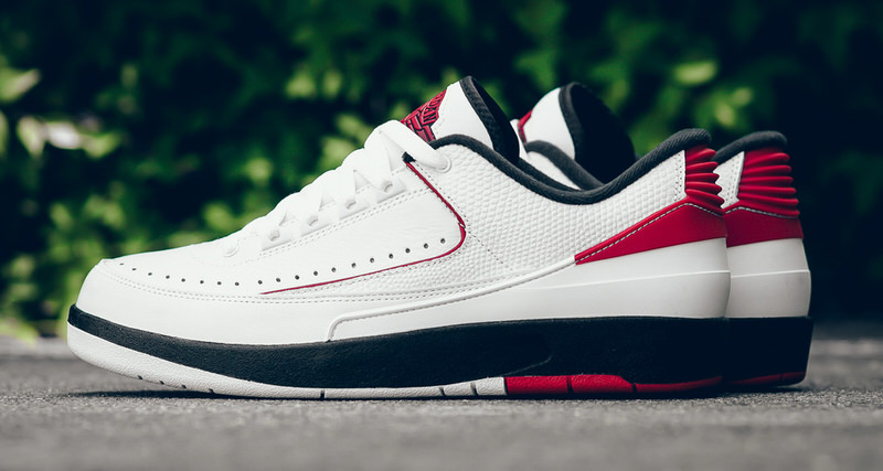 Air Jordan 2 Low "Chicago"