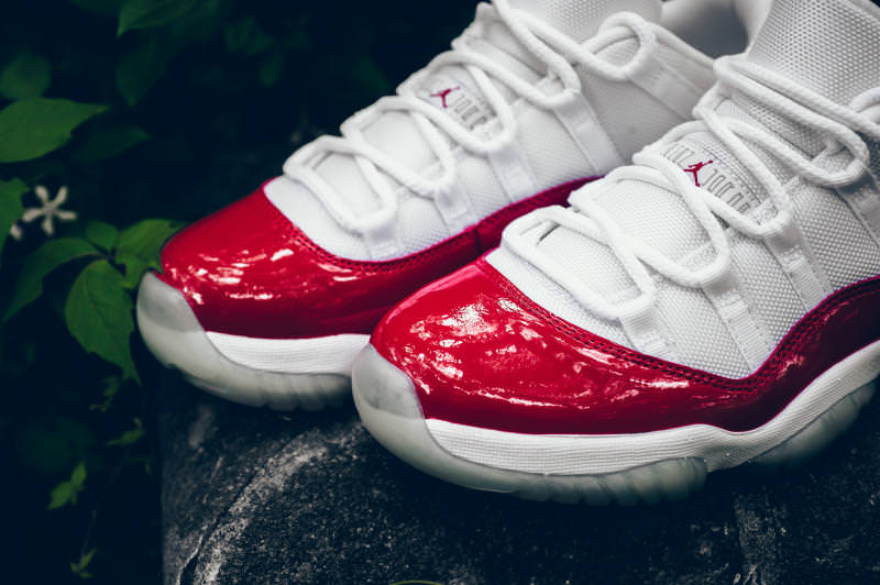 jordan 11 low cherry