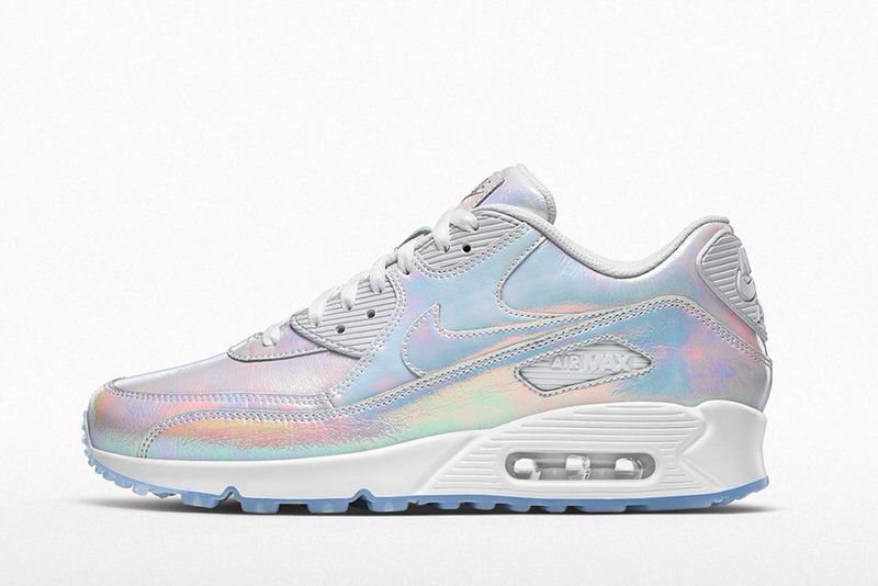 NIKEiD Iridescent Collection