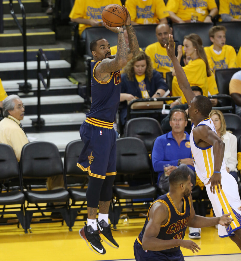 OAKLAND, CA - JUNE 2: J.R. Smith #5 of the Cleveland Cavaliers shoots the ball against the Golden State Warriors in Game One of the 2016 NBA Finals on June 2, 2016 at ORACLE Arena in Oakland, California. NOTE TO USER: User expressly acknowledges and agrees that, by downloading and or using this photograph, user is consenting to the terms and conditions of Getty Images License Agreement. Mandatory Copyright Notice: Copyright 2016 NBAE (Photo by Joe Murphy/NBAE via Getty Images)