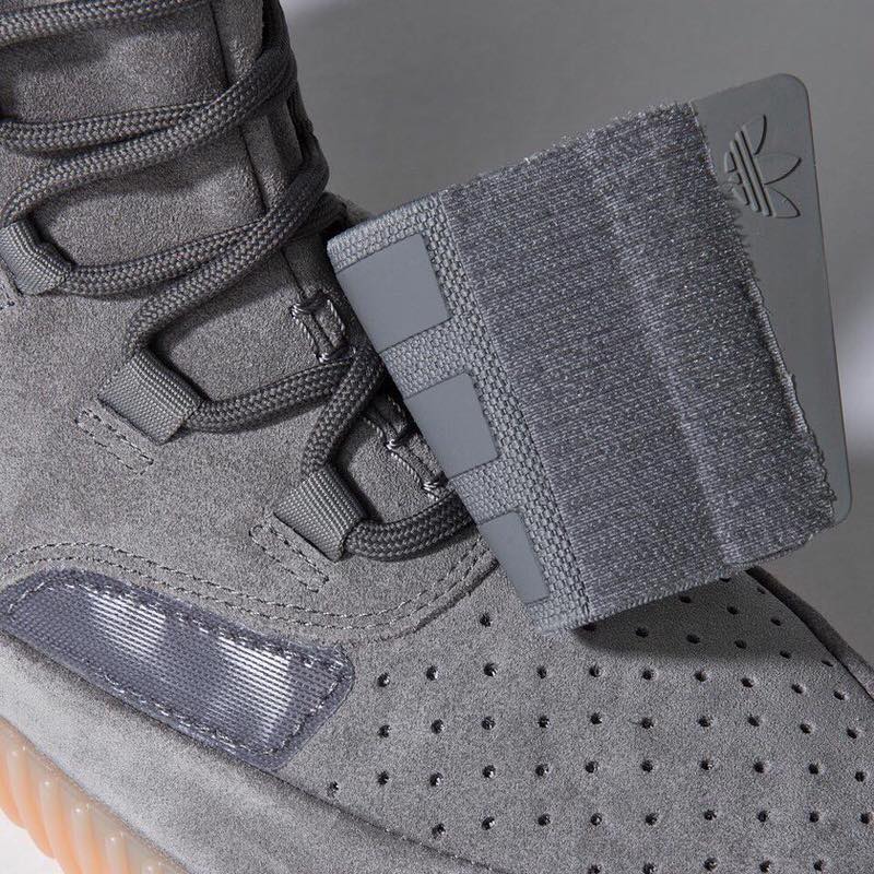 yeezy boost 750 strap