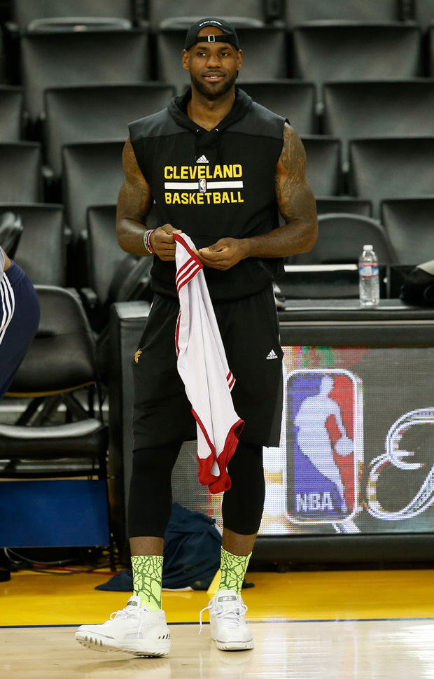 LeBron James in the Nike Air Zoom Generation "20-5-5" PE