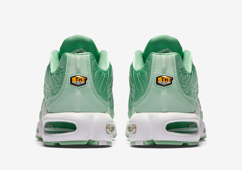 Nike Air Max Plus Summer Satin Pack