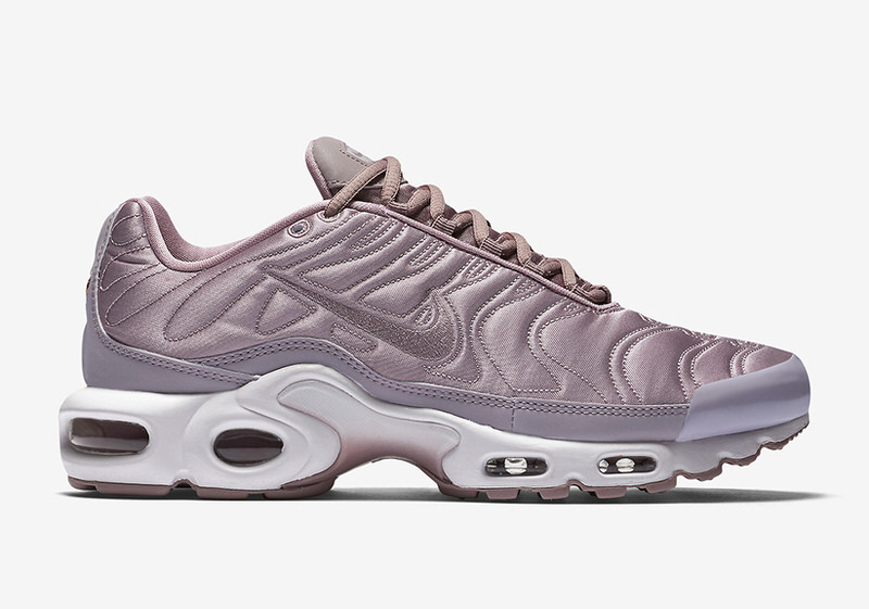 Nike Air Max Plus Summer Satin Pack