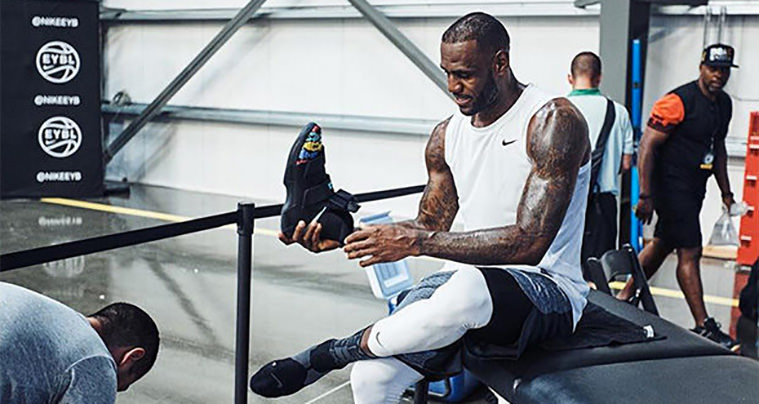 Nike LeBron Solider 10 Academy PE