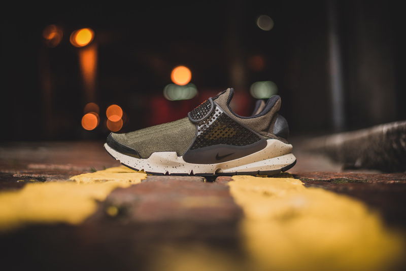 Nike Sock Dart Cargo Khaki