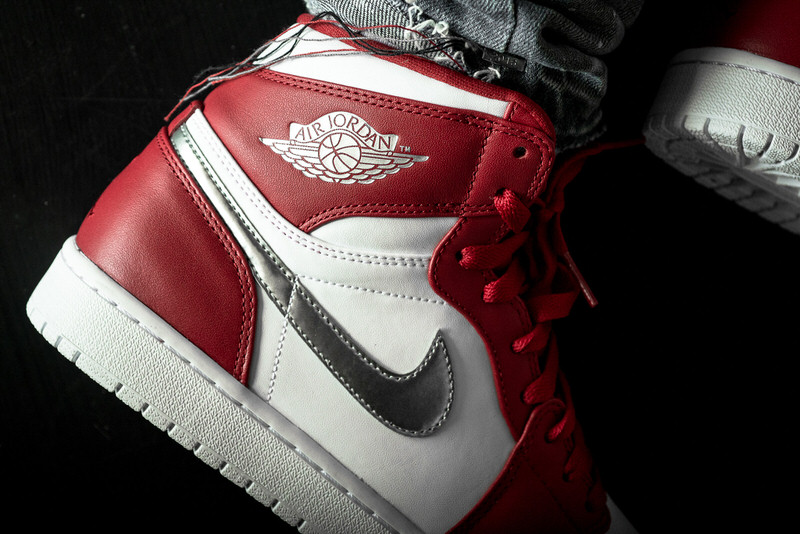 Air Jordan 1 High Gym Red/Metallic Silver