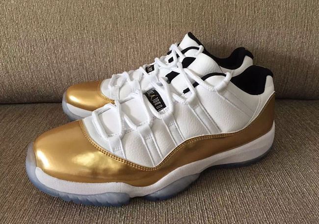 gold toe jordan 11