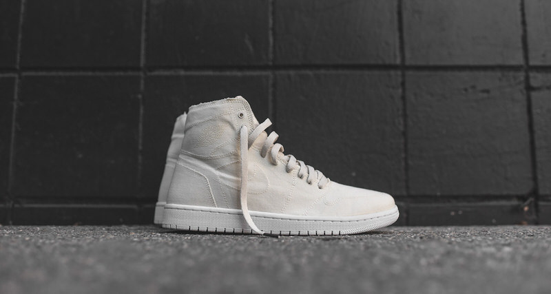 Air Jordan 1 High Deconstructed Parchment