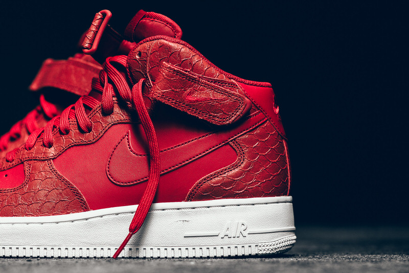 Nike Air Force 1 Mid Red Python