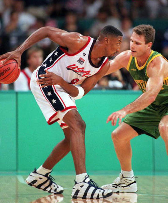 ATLANTA, GA - AUGUST 1: Scottie Pippen of the US (L) keeps the ball away from Australia's Andrew Vlahov during their Olympic semi-final basketball match 01 August. AFP/Bob DAEMMRICH (Photo credit should read BOB DAEMMRICH/AFP/Getty Images)