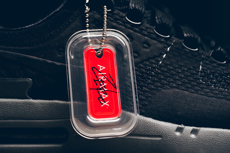 Nike Air Max Zero Black/Dark Grey