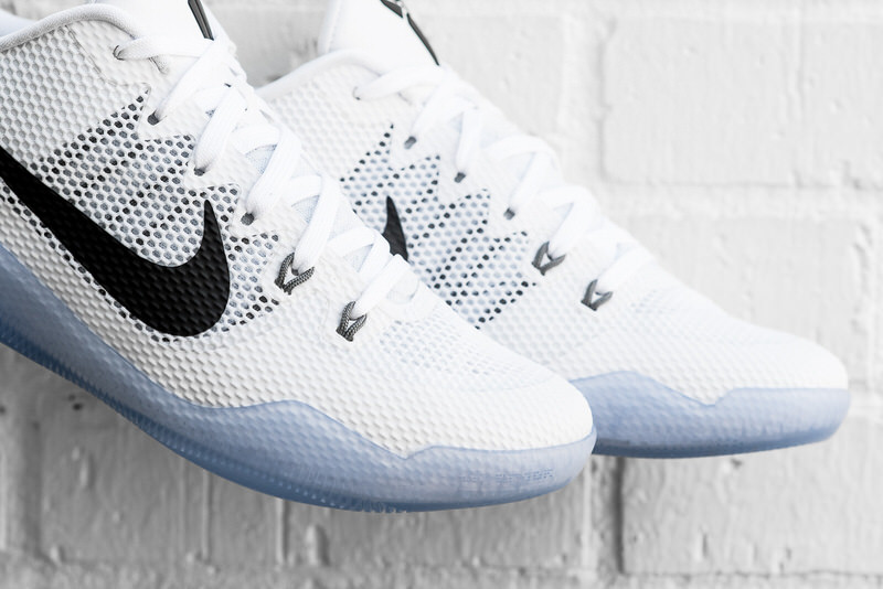 Nike Kobe 11 White/Black