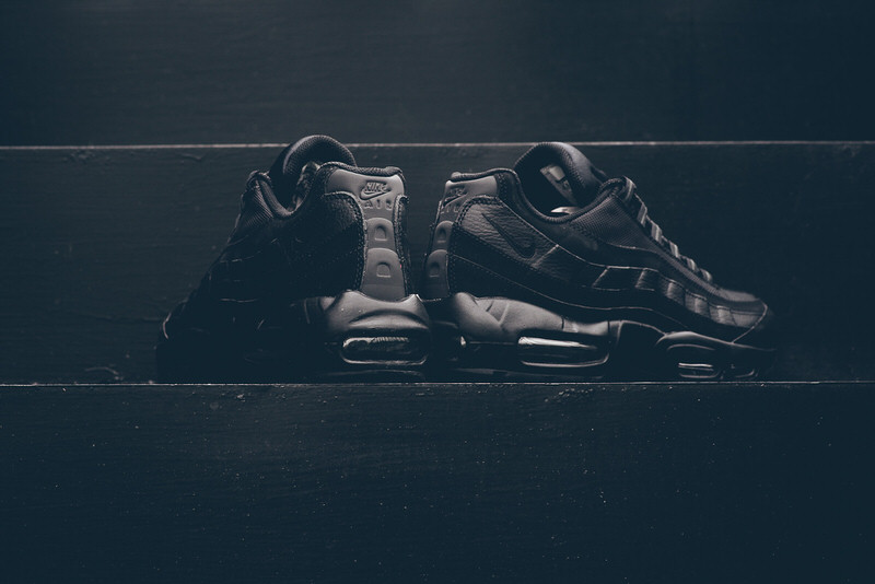 Nike Air Max 95 Triple Black