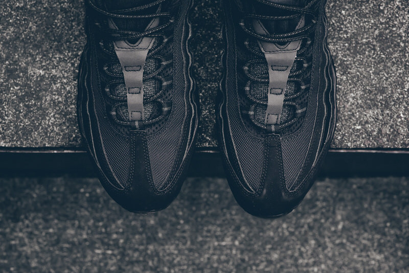Nike Air Max 95 Triple Black