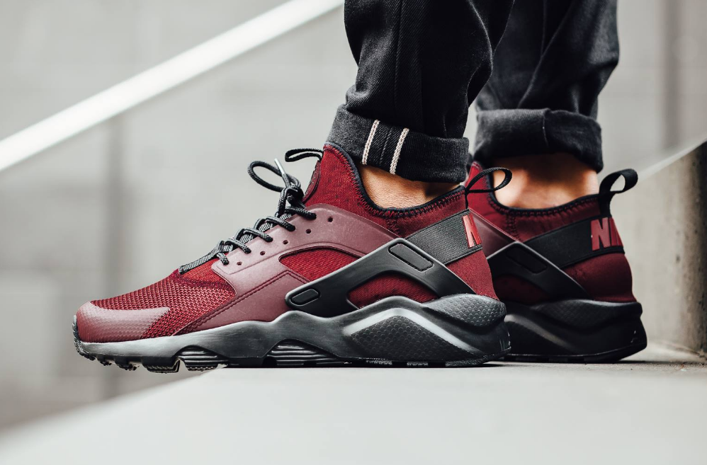 nike huarache ultra burgundy