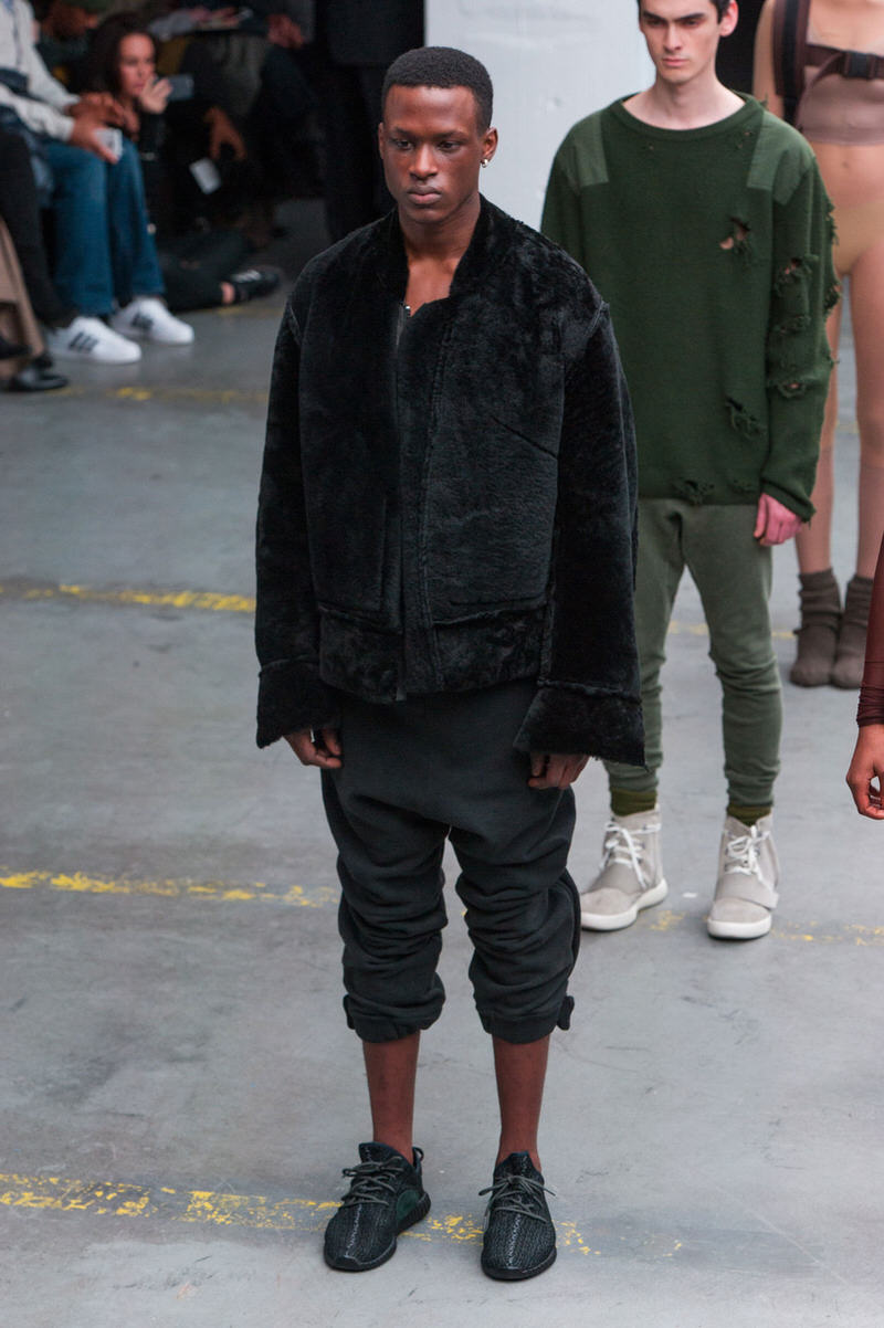 Adidas yeezy discount season 1 shoes