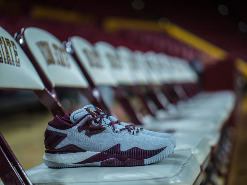 Adidas crazylight boost 2016 arizona on sale state
