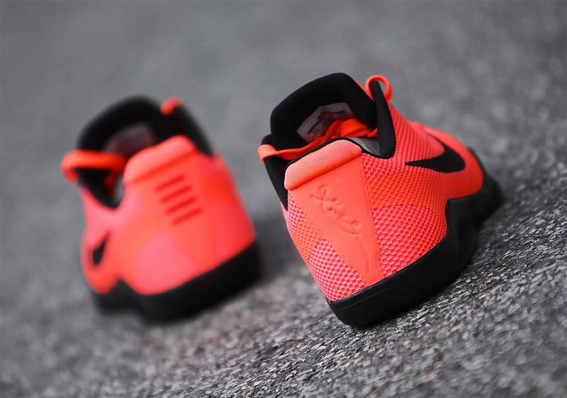 Kobe 11 em barcelona shop